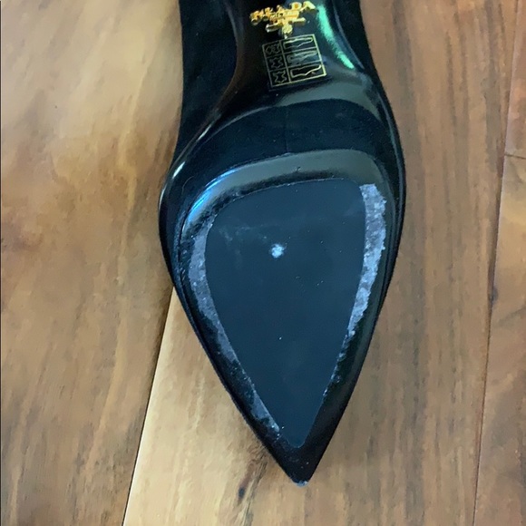 Prada Black Pumps - Picture 9 of 10